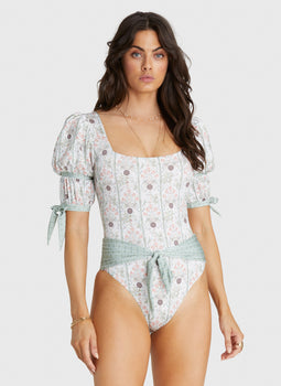 Amaryllis Nicky One Piece